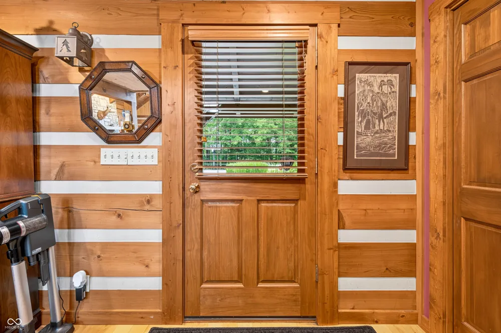 3624 State Road 135 S Nashville, IN 47448
