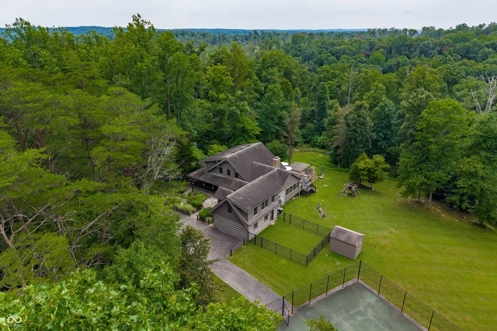 3624 State Road 135 S Nashville, IN 47448