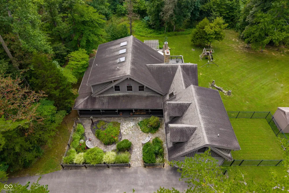 3624 State Road 135 S Nashville, IN 47448