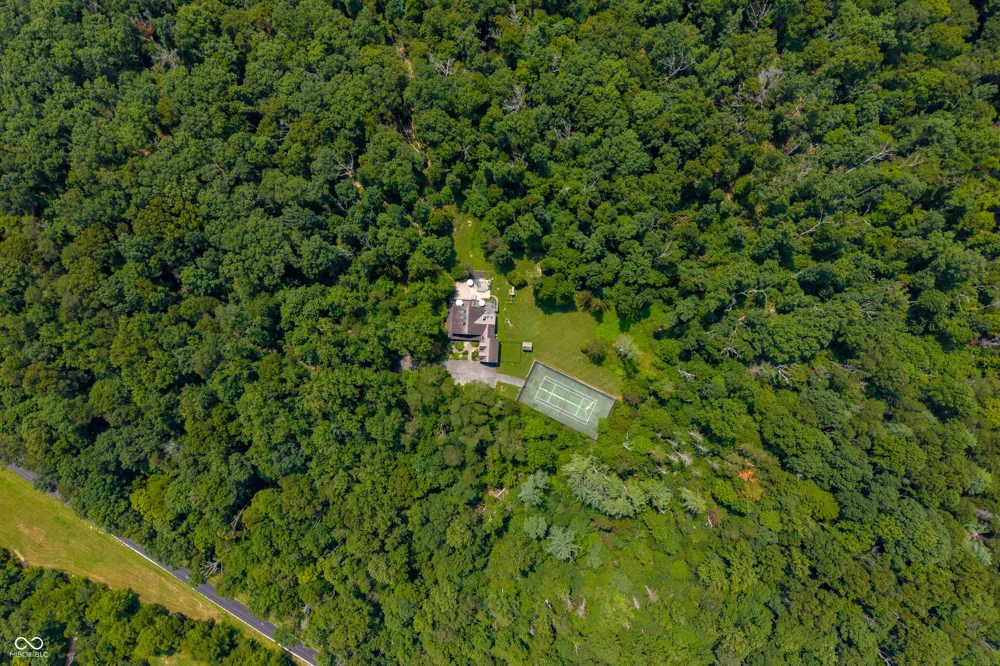 3624 State Road 135 S Nashville, IN 47448