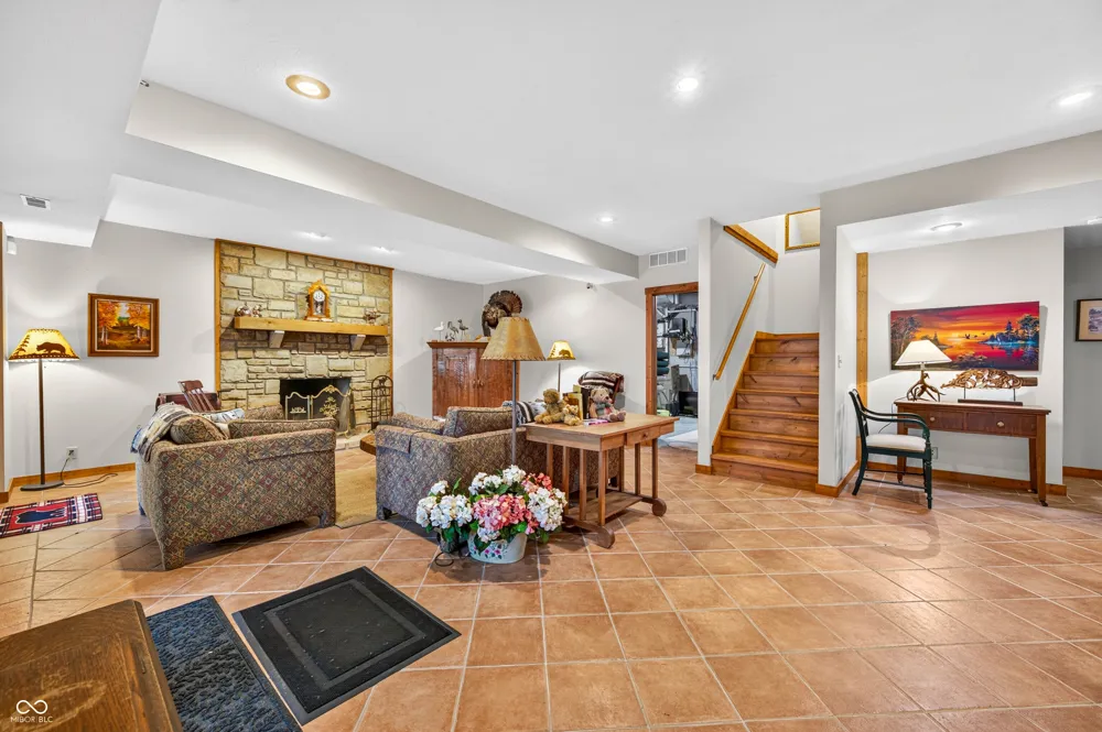 3624 State Road 135 S Nashville, IN 47448