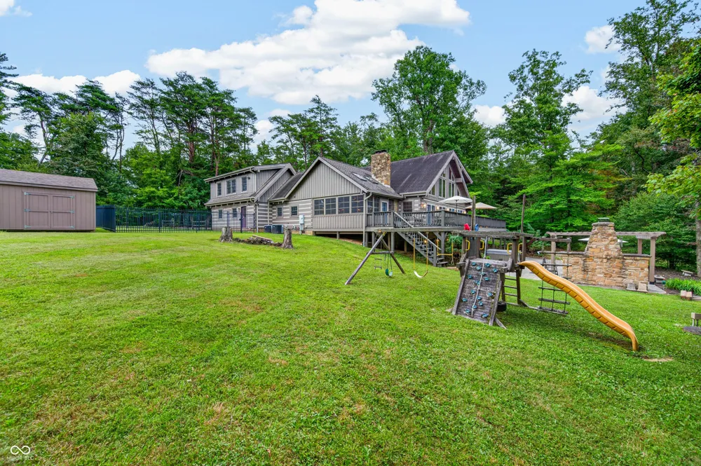 3624 State Road 135 S Nashville, IN 47448