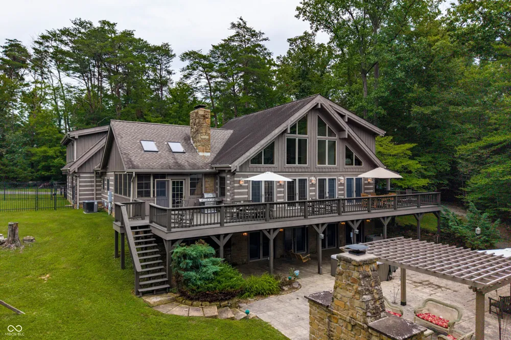 3624 State Road 135 S Nashville, IN 47448