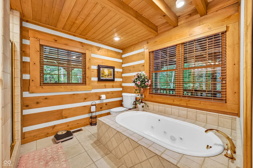 3624 State Road 135 S Nashville, IN 47448