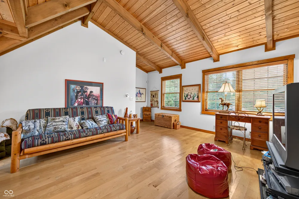 3624 State Road 135 S Nashville, IN 47448
