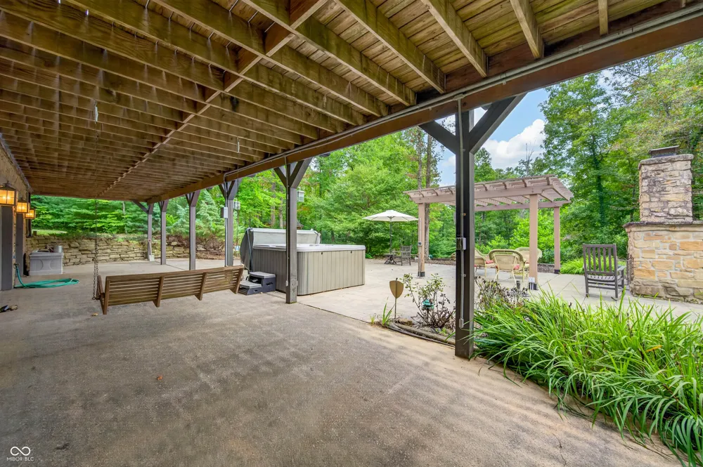3624 State Road 135 S Nashville, IN 47448