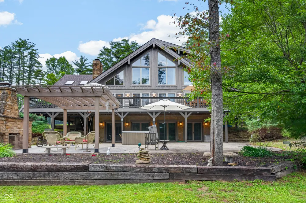 3624 State Road 135 S Nashville, IN 47448
