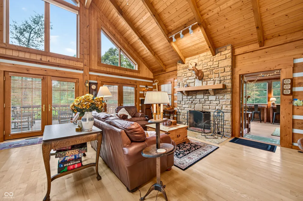 3624 State Road 135 S Nashville, IN 47448