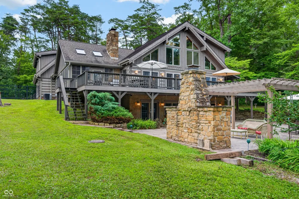 3624 State Road 135 S Nashville, IN 47448