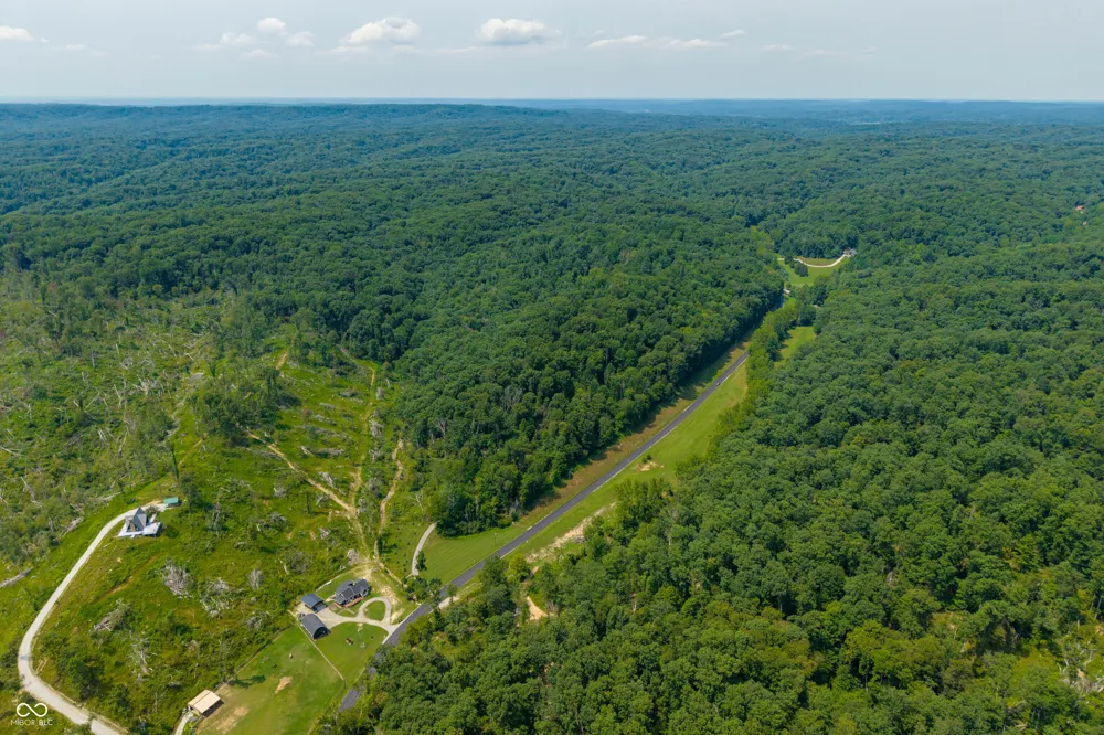 3624 State Road 135 S Nashville, IN 47448