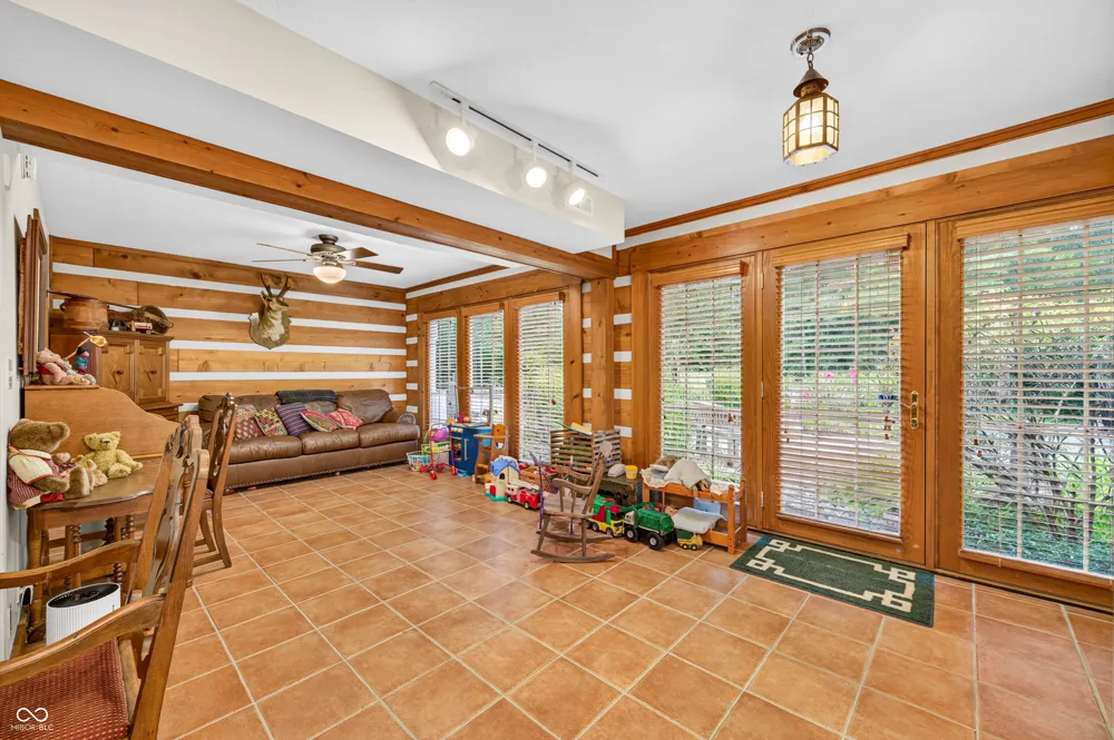 3624 State Road 135 S Nashville, IN 47448