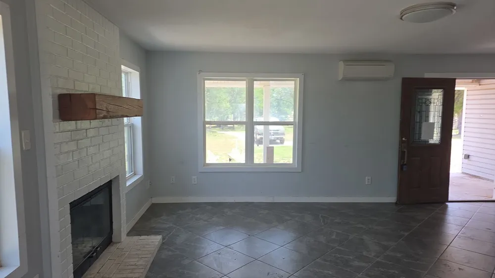 601 Mill Road Springtown, TX 76082