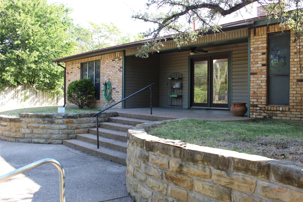 930 Lydia Street Stephenville, TX 76401