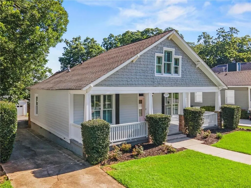 1355 Mercer Avenue East Point, GA 30344