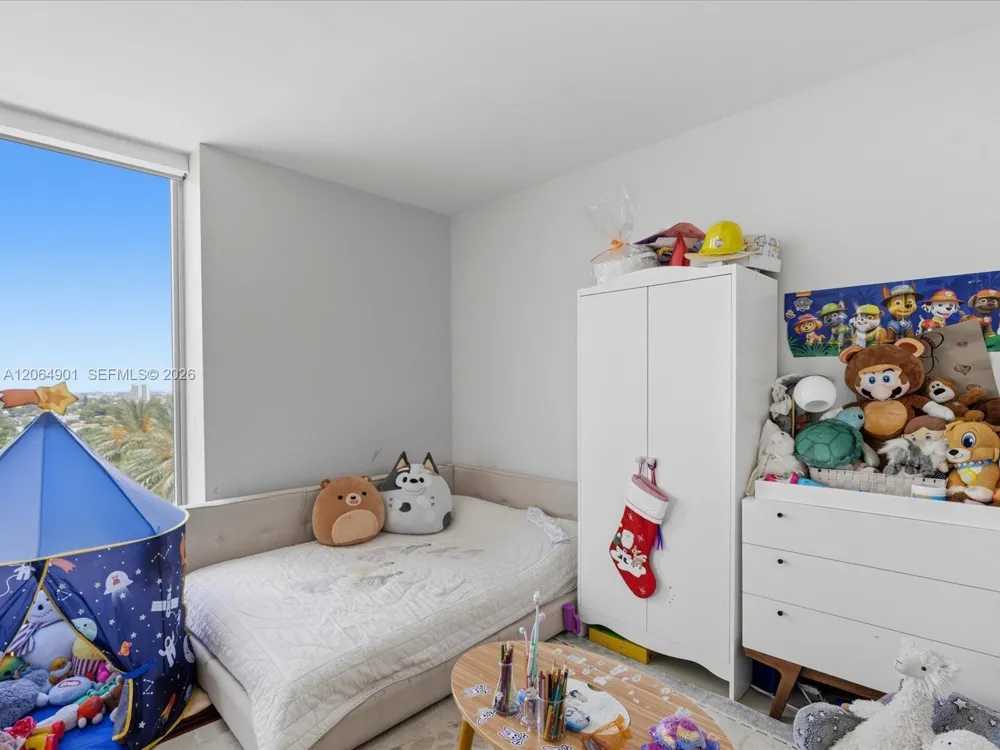 1010 SW 2nd Ave #1009 Miami, FL 33130