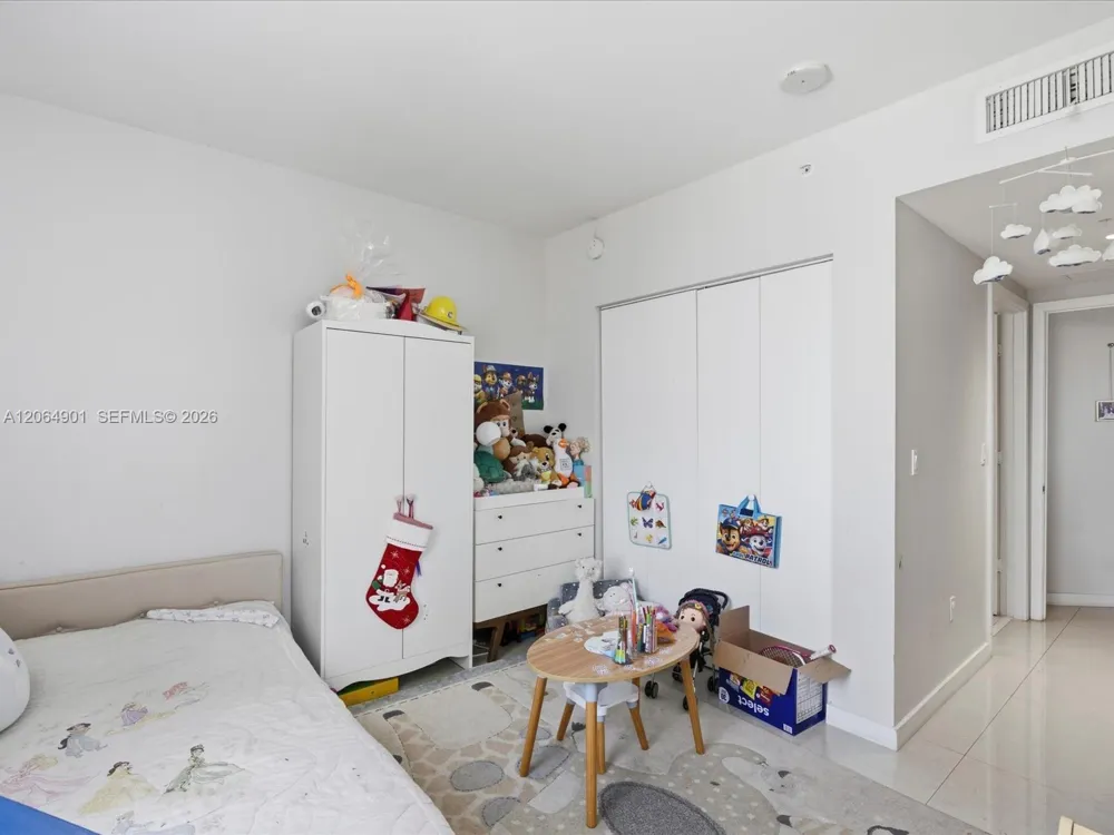 1010 SW 2nd Ave #1009 Miami, FL 33130
