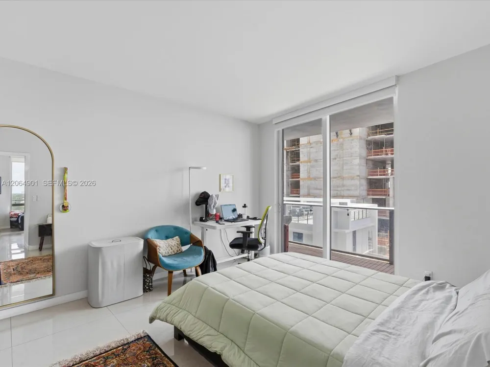 1010 SW 2nd Ave #1009 Miami, FL 33130