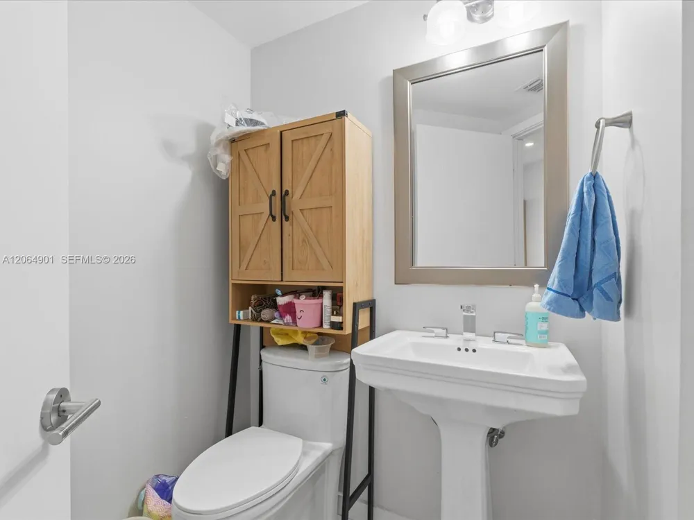 1010 SW 2nd Ave #1009 Miami, FL 33130