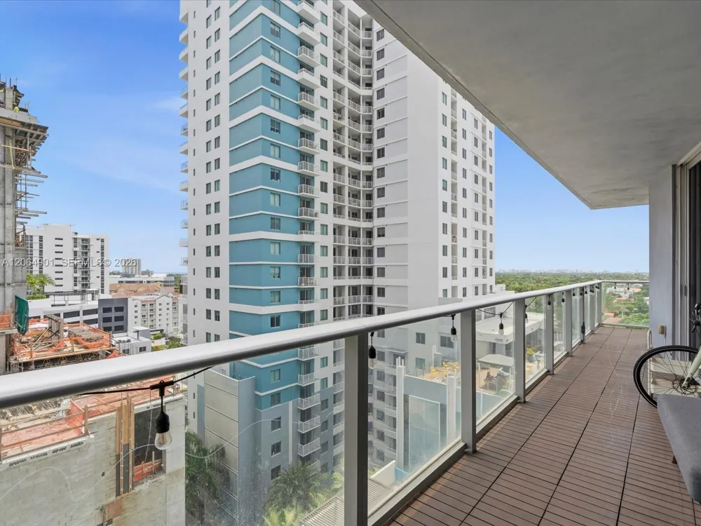 1010 SW 2nd Ave #1009 Miami, FL 33130