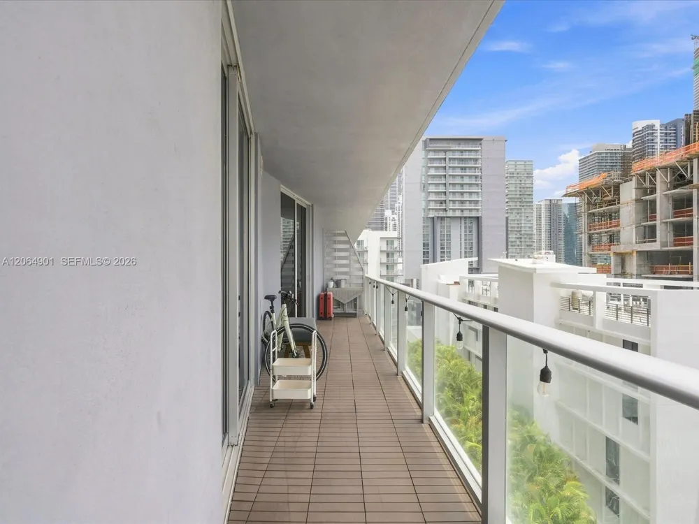 1010 SW 2nd Ave #1009 Miami, FL 33130