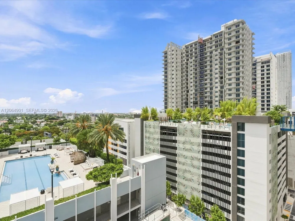 1010 SW 2nd Ave #1009 Miami, FL 33130