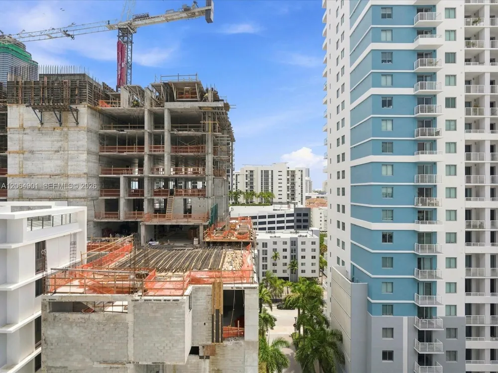 1010 SW 2nd Ave #1009 Miami, FL 33130