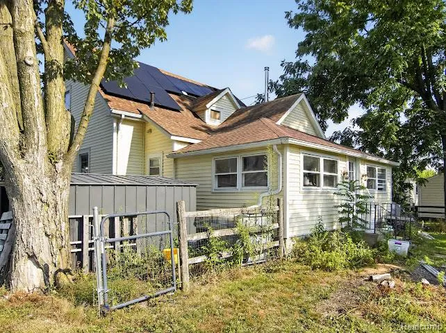 349 Barnum Street Dundee Village, MI 48131