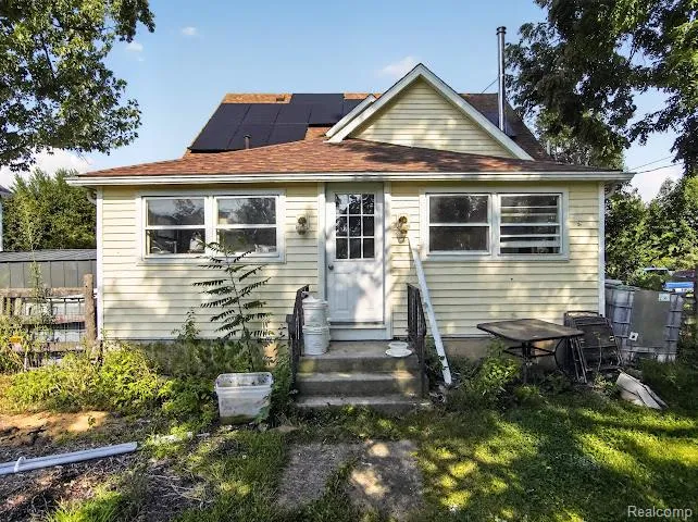 349 Barnum Street Dundee Village, MI 48131
