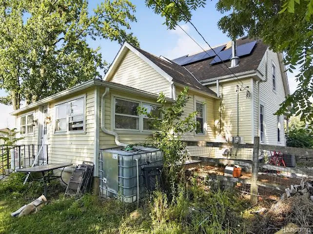 349 Barnum Street Dundee Village, MI 48131