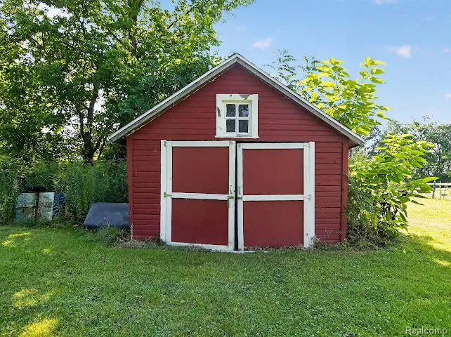 349 Barnum Street Dundee Village, MI 48131