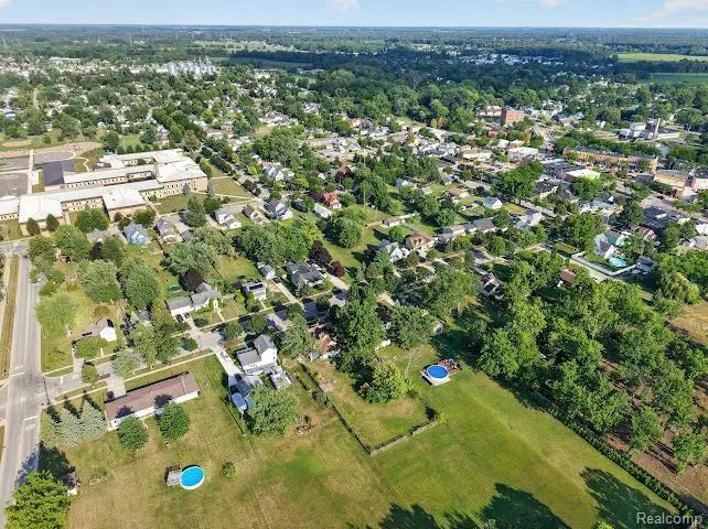 349 Barnum Street Dundee Village, MI 48131