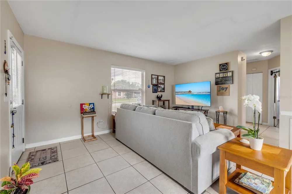 2417 ADAMS AVENUE Deltona, FL 32738