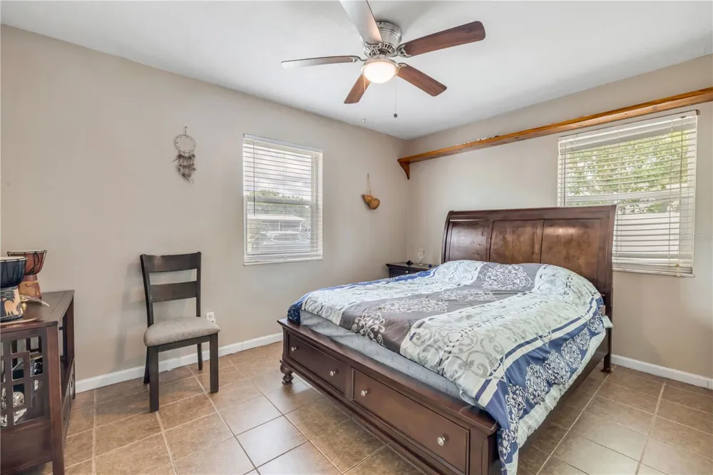 2417 ADAMS AVENUE Deltona, FL 32738