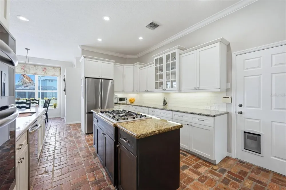 4747 PINNACLE DRIVE Bradenton, FL 34208