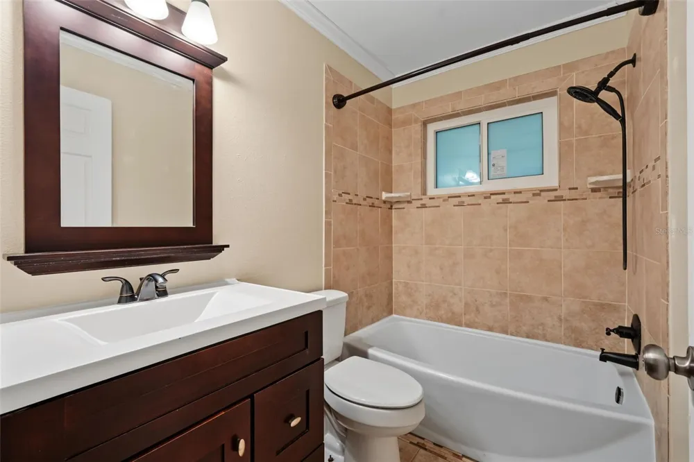 6470 107TH TERRACE Pinellas Park, FL 33782