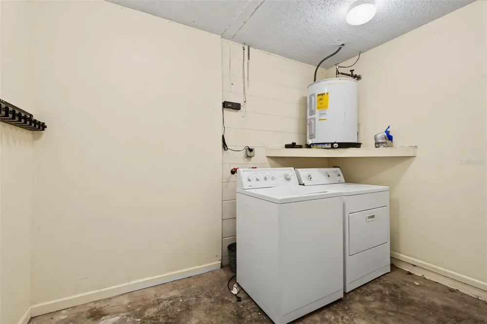 6470 107TH TERRACE Pinellas Park, FL 33782