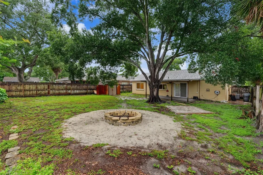 6470 107TH TERRACE Pinellas Park, FL 33782