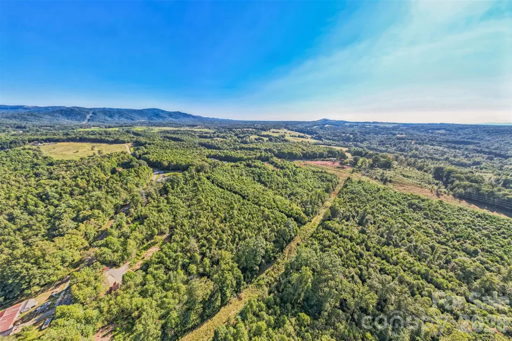 307 RC ROAD Traphill, NC 28685