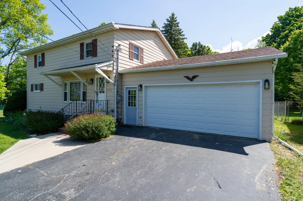 1447 71 1/2 STREET South Haven, MI 49090