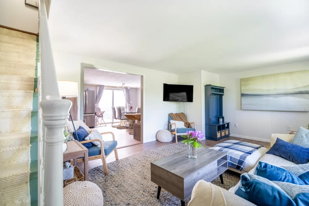1447 71 1/2 STREET South Haven, MI 49090