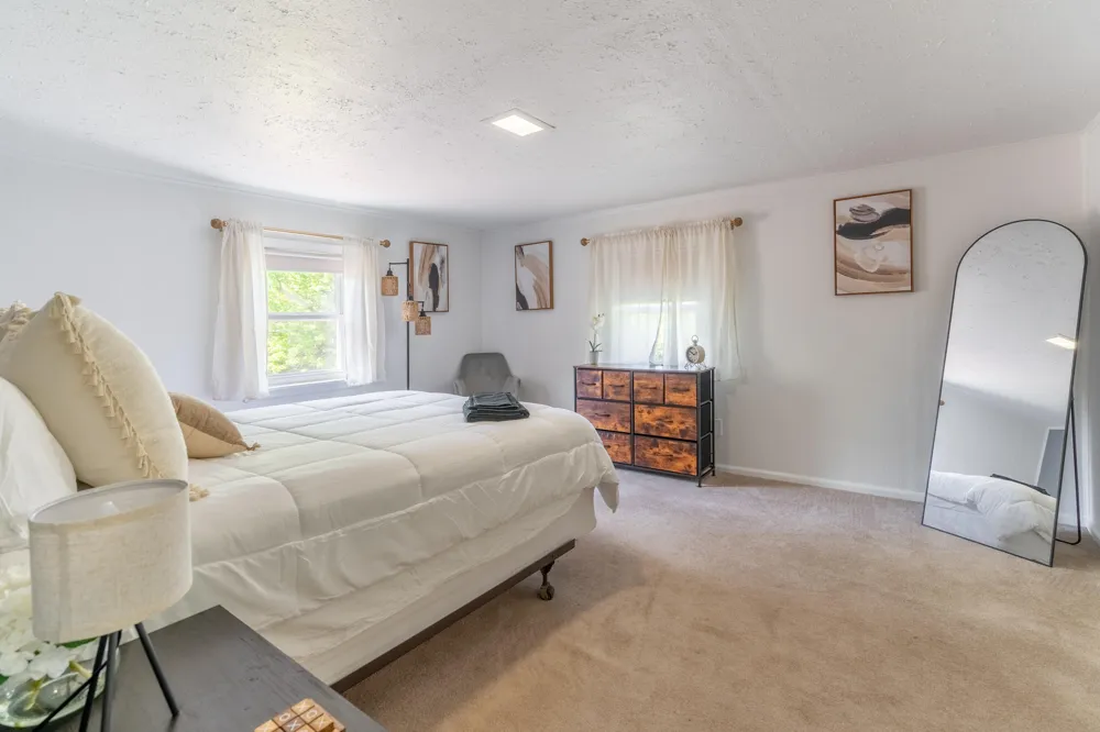 1447 71 1/2 STREET South Haven, MI 49090