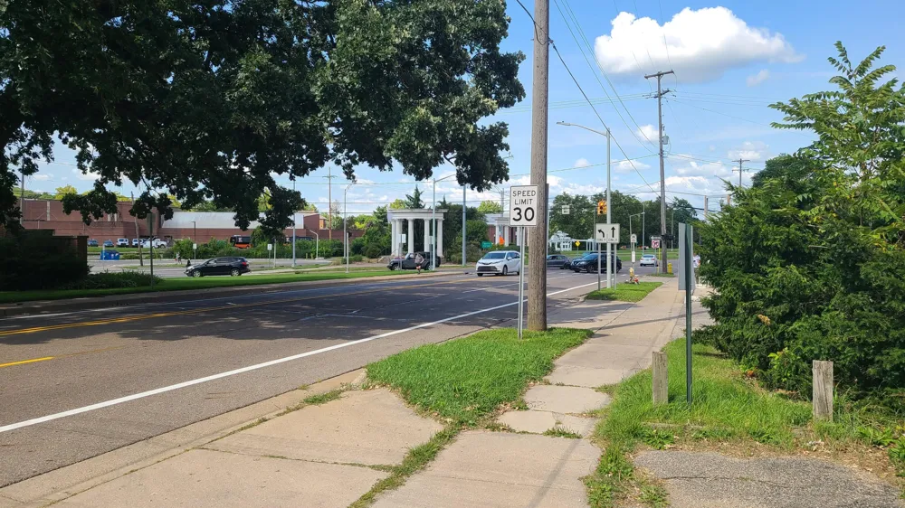 415 Oakland Drive Kalamazoo, MI 49007