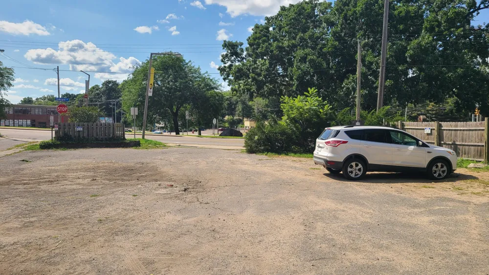415 Oakland Drive Kalamazoo, MI 49007