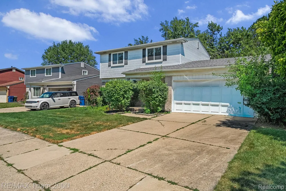 2053 Brookfield Street Canton Charter Township, MI 48188