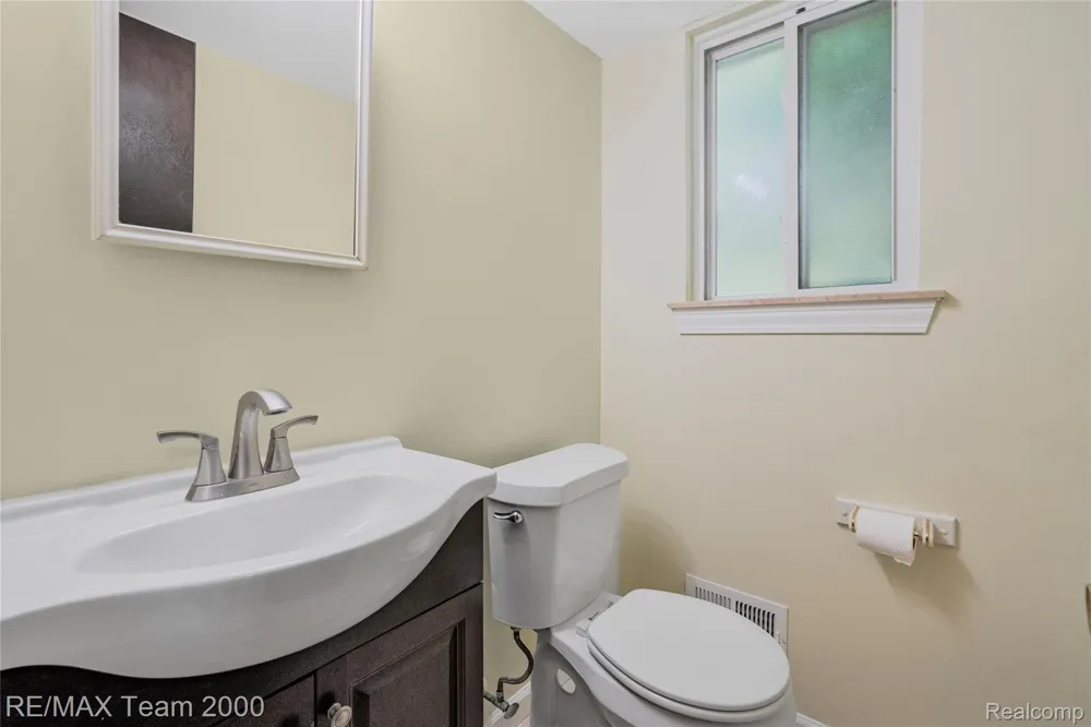2053 Brookfield Street Canton Charter Township, MI 48188
