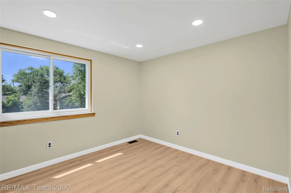 2053 Brookfield Street Canton Charter Township, MI 48188