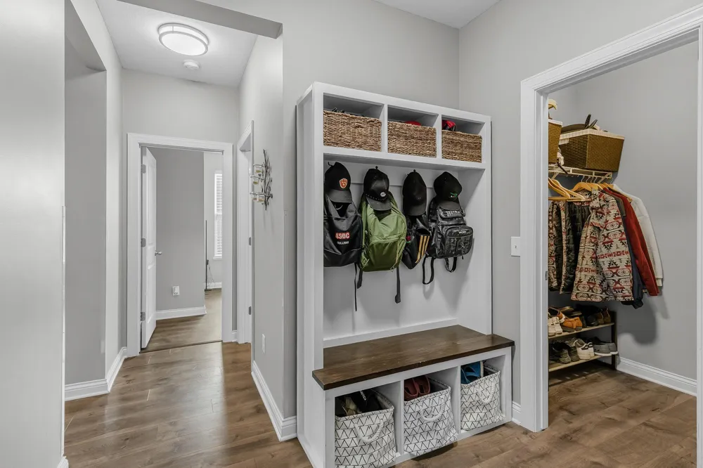 14187 Oneka Parkway Hugo, MN 55038