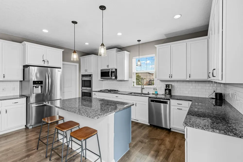 14187 Oneka Parkway Hugo, MN 55038