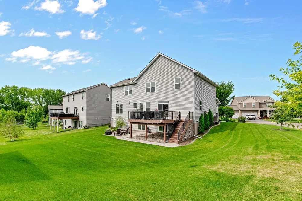 14187 Oneka Parkway Hugo, MN 55038