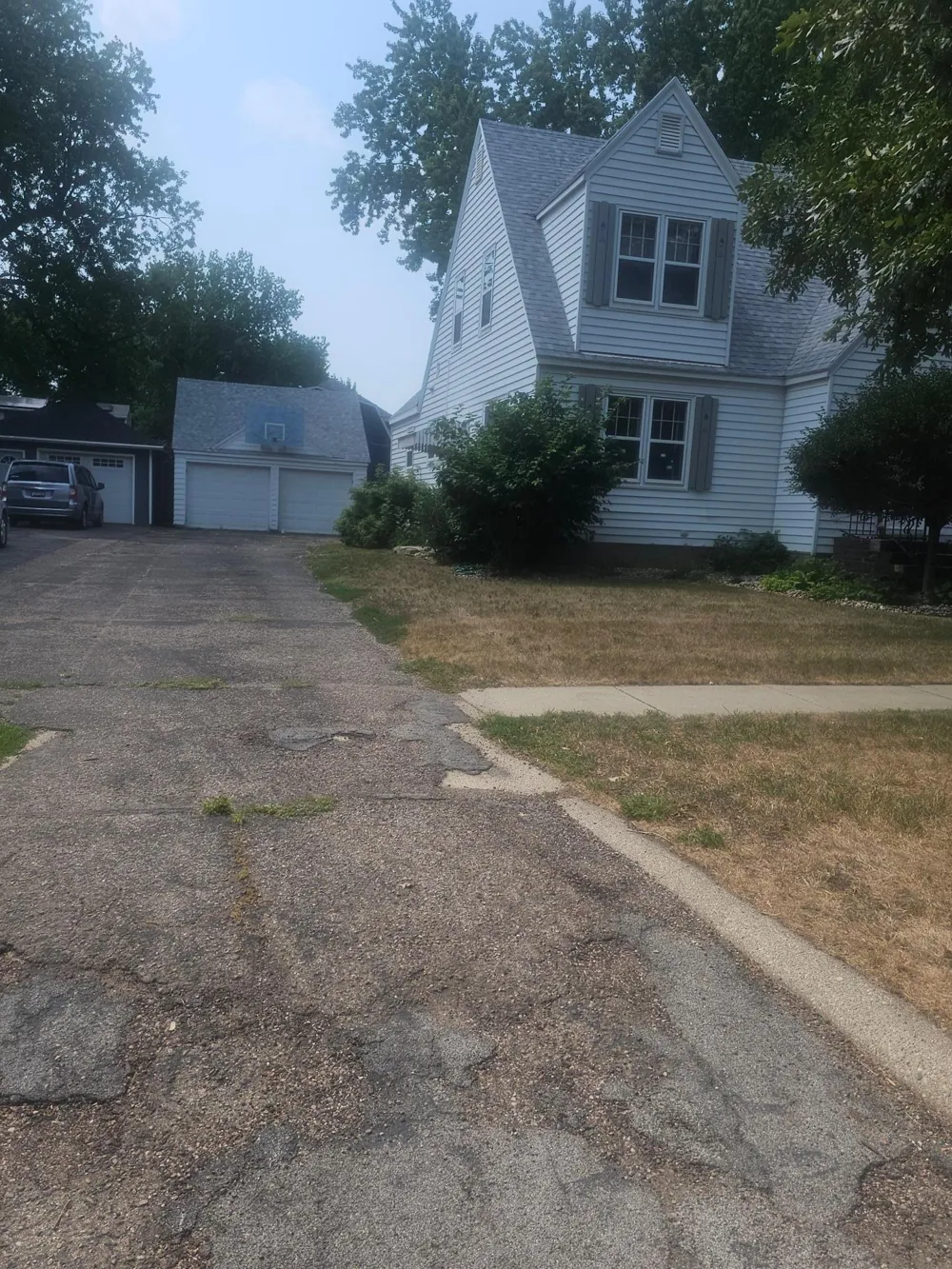 715 Mckenzie Street Luverne, MN 56156